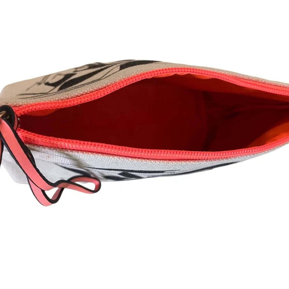 Shiseido Canvas Cosmetic Clutch‎ Pouch